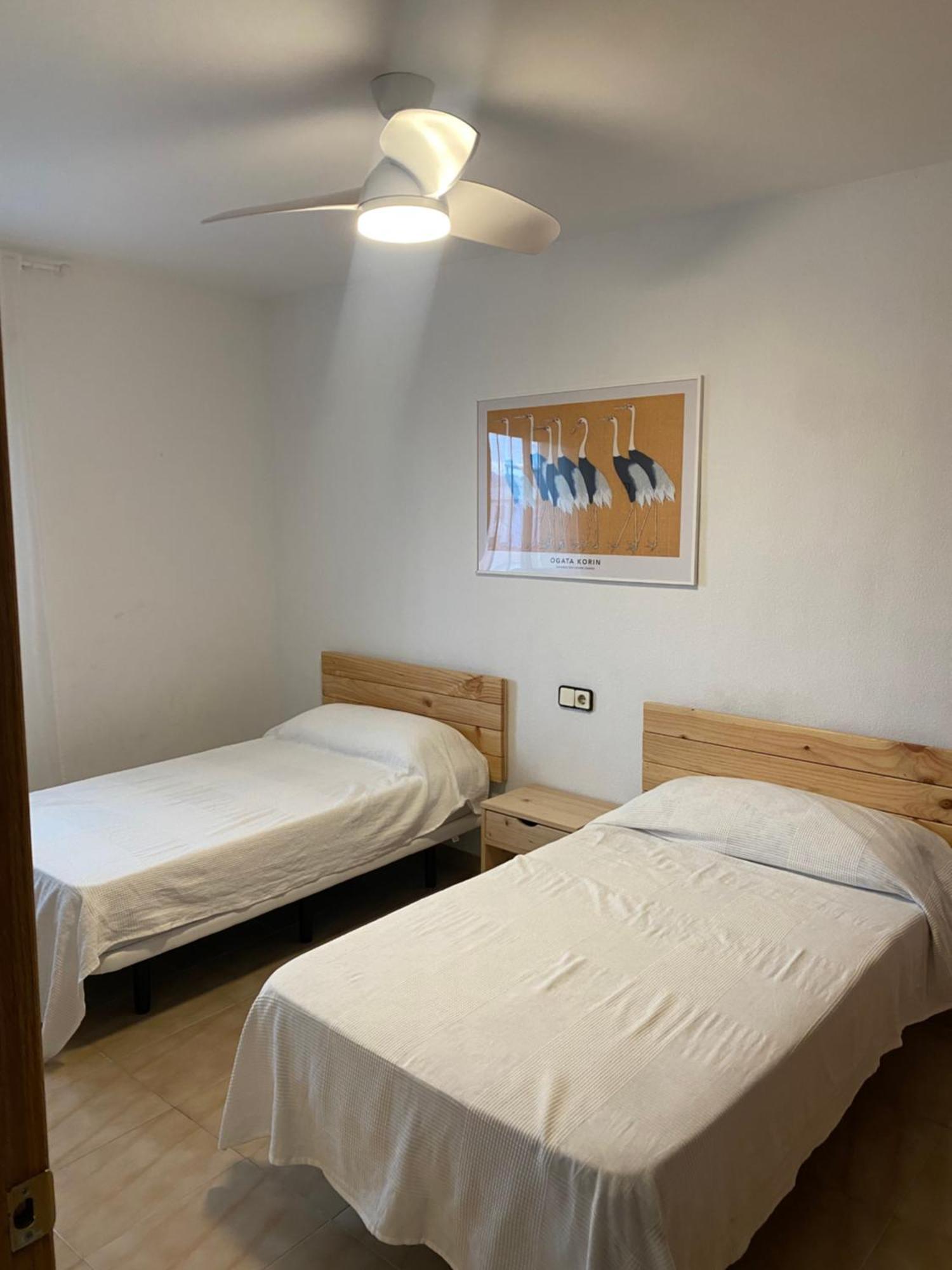 Апартаменти Apartamento Para 8 Sobre El Mar Салоу Екстер'єр фото